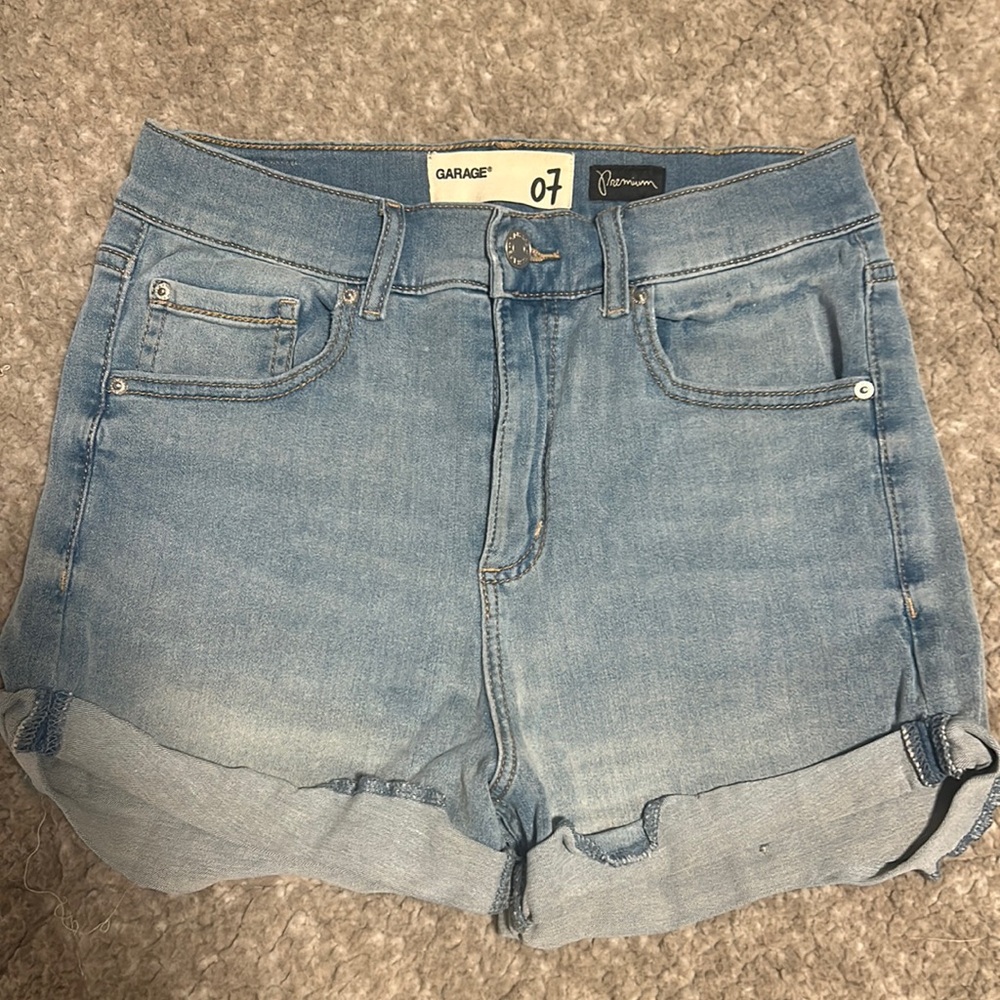 Garage shorts